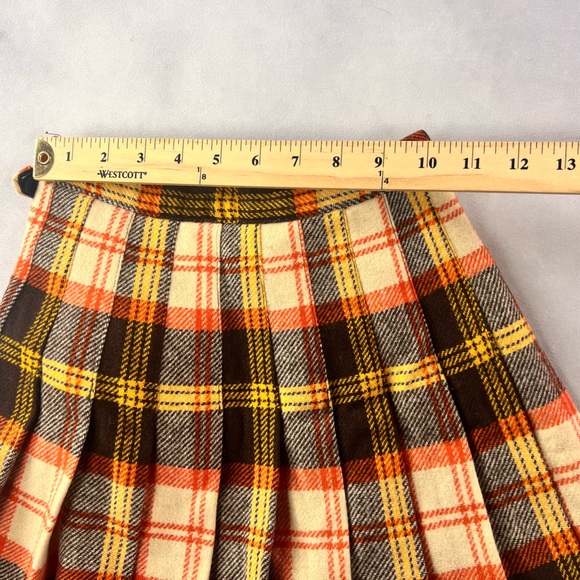 Bobbi brooks pleaded wool skirt - Picture 7 of 7